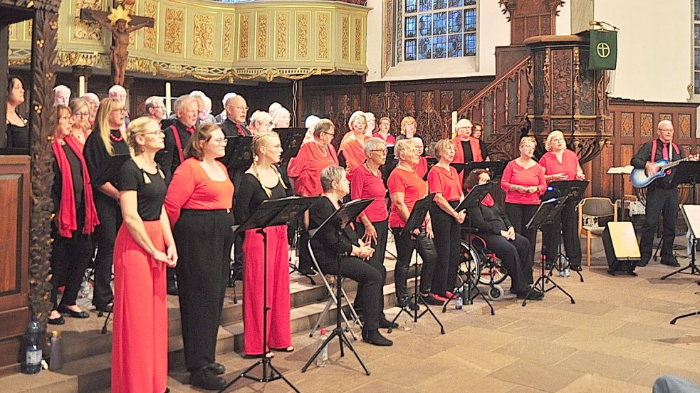 Der Chor Legato Musica trat in der Lutherkirche in Leer auf. Foto: Bodo Wolters