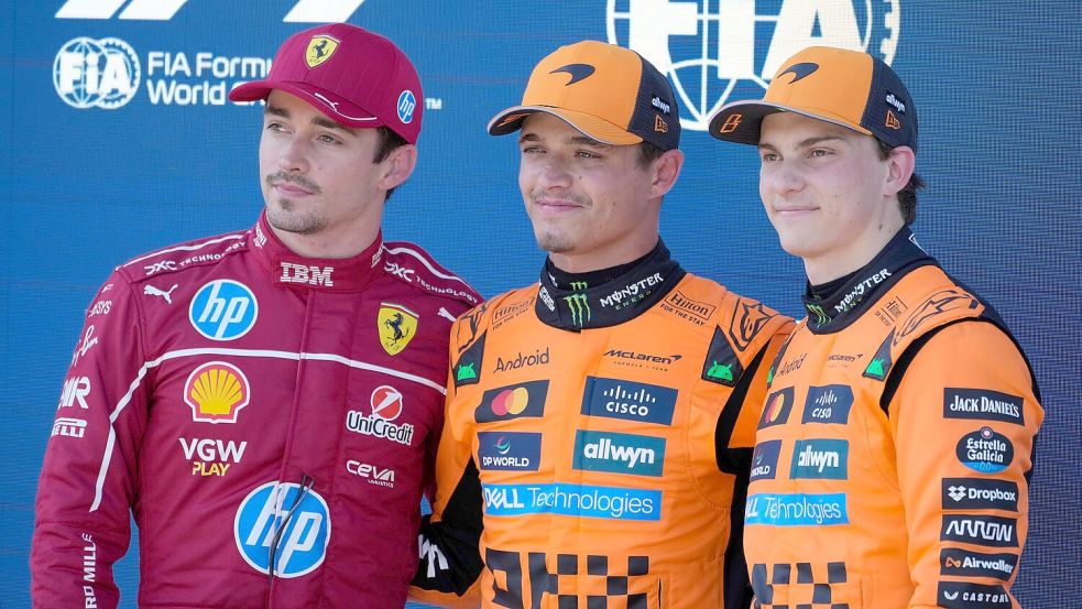 Charles Leclerc (l-r), Lando Norris und Oscar Piastri wollen in Spielberg siegen. Foto: Darko Bandic/AP/dpa