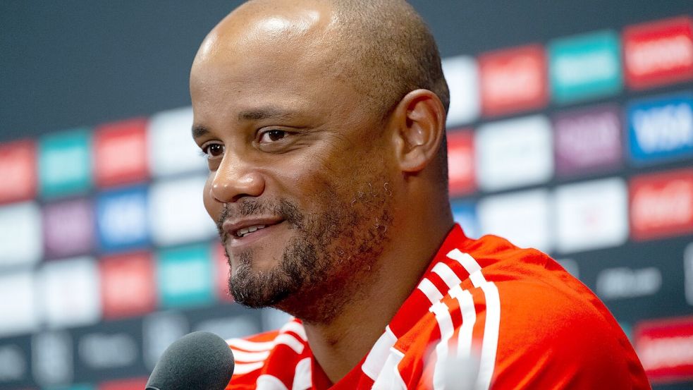 Vincent Kompany äußert sich in Miami vor dem letzten Spiel von Leroy Sané für den FC Bayern. Foto: Sven Hoppe/dpa