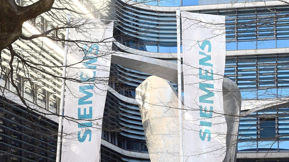 Siemens hat ab Dienstag einen neuen KI-Experten. (Archivbild) Foto: Felix Hörhager/dpa