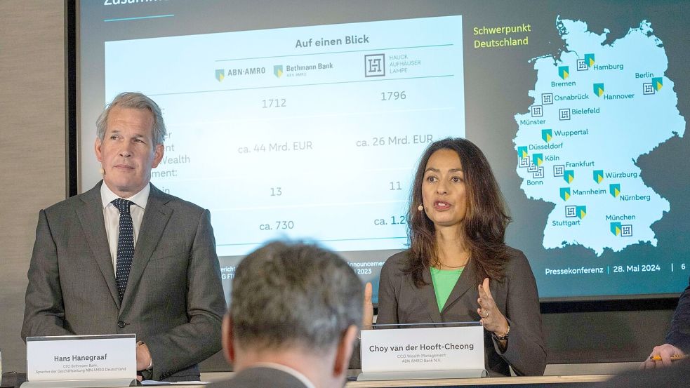 Gut ein Jahr nach der Ankündigung ist die Übernahme rechtlich vollzogen (Archivbild) Foto: Helmut Fricke/dpa