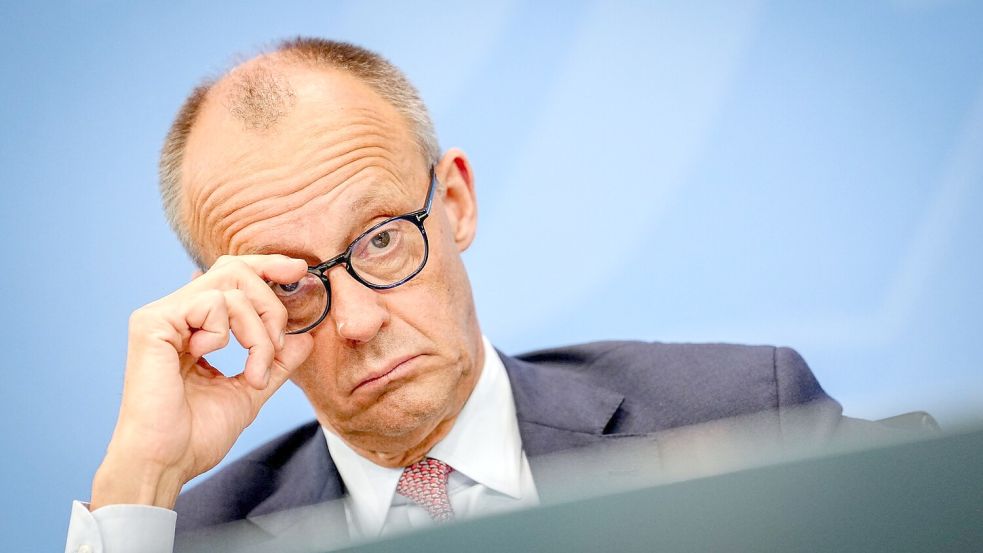 „Wir schauen uns das noch mal an“, sagte der Kanzler. Foto: Kay Nietfeld/dpa