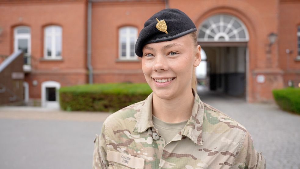 Begeistert vom Soldatenleben: Karen Marie Schulz Clausen (22) vom Leicht-Infanterie-Bataillon in Hadersleben in Dänemark Foto: Victoria Lippmann