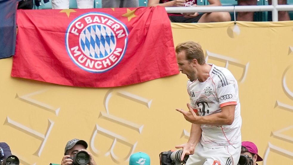 Wird Harry Kane, hier beim Torjubel gegen Flamengo im Achtelfinale, auch gegen Paris Saint-Germain zum Matchwinner? Foto: Lynne Sladky/AP/dpa