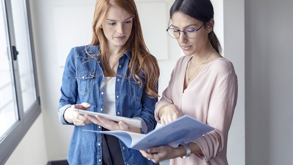 Frauen machen nur 19 Prozent der Start-up-Szene aus – am Gründungsmut liegt es jedoch nicht, sagt Julia Scheerer von der Bertelsmann Stiftung. Foto: IMAGO / Westend61