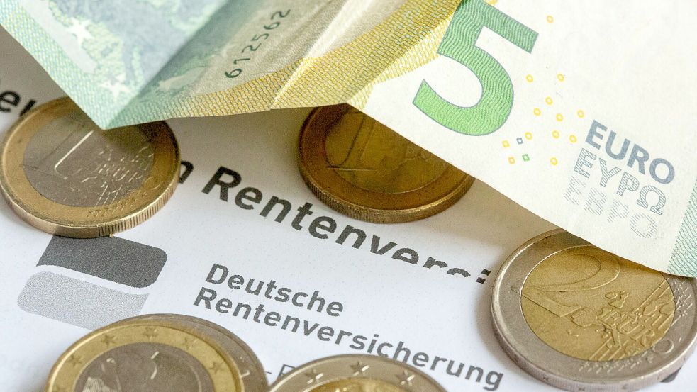Auch dieses Jahr bekommen Rentner wieder mehr Geld. Das freut nicht alle. Foto: dpa/Fernando Gutierrez-Juarez