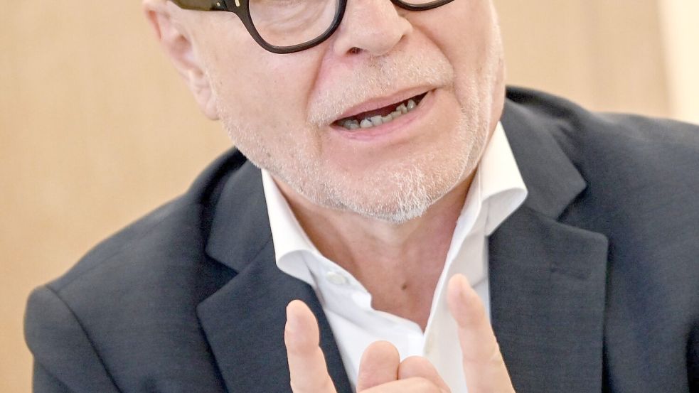 Der frühere Bundesverfassungsrichter Udo di Fabio zählt zu den prominentesten deutschen Juristen. (Archiv) Foto: Britta Pedersen/dpa