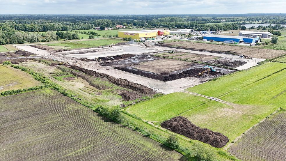 Die Erschließung der neuen Gewerbeflächen an der Benzstraße gehen voran. Foto: Stadt Leer