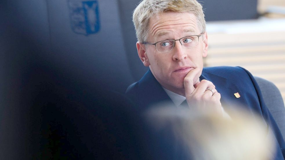 Schleswig-Holsteins CDU-Regierungschef Günther ist über die Entscheidung der Bundesregierung zur Senkung der Stromsteuer enttäuscht. Foto: Frank Molter/dpa