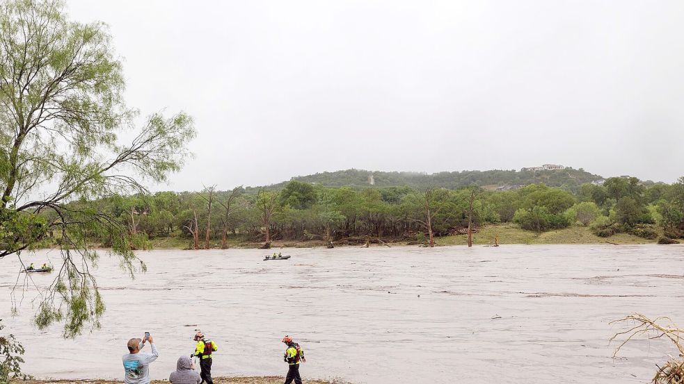 Wie viele Menschen vermisst werden, war zunächst unklar. Foto: Christopher Lee/The San Antonio Express-News via AP/dpa