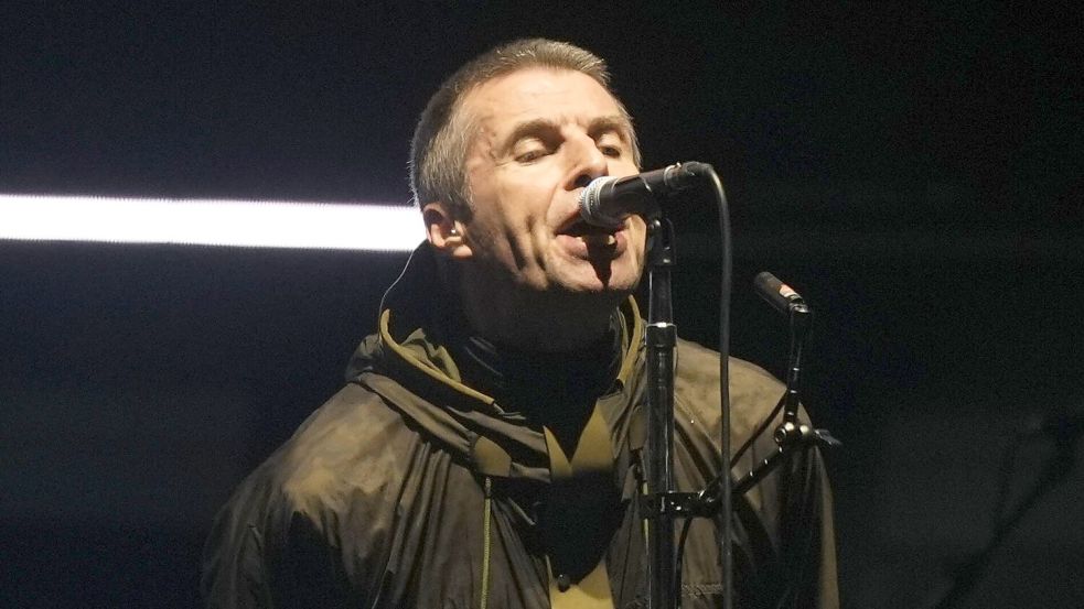 Liam Gallagher steht wieder mit seinem Bruder auf der Bühne. Foto: Jordan Pettitt/PA Wire/dpa