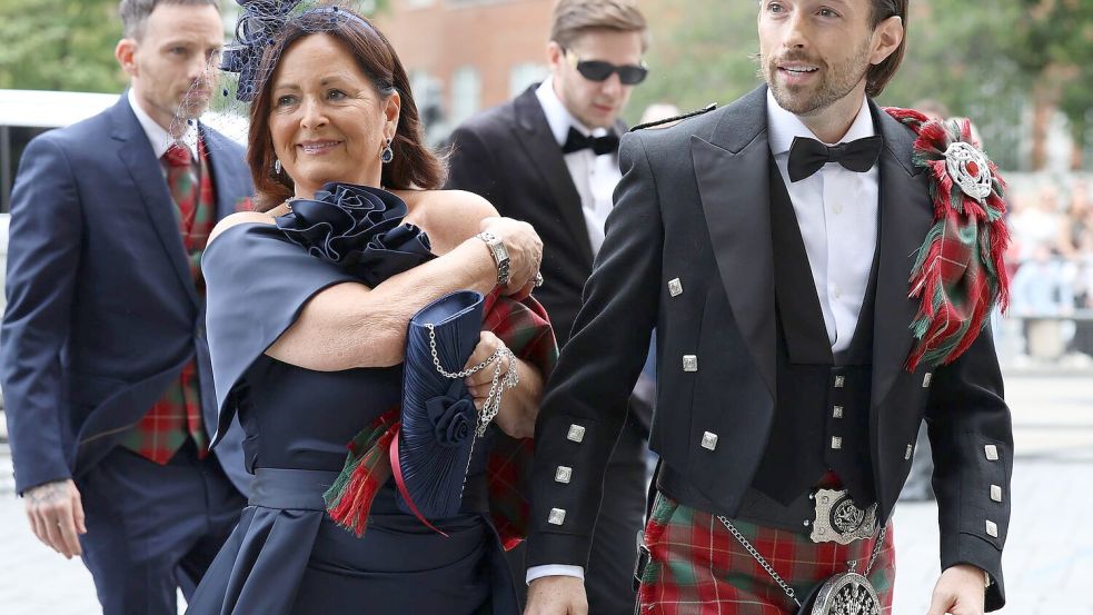 Der 37-Jährige Rory McPhee kommt im Kilt zu seiner Hochzeit mit dem Ex-Spice-Girl Mel B. Foto: Toby Shepheard/PA Wire/dpa