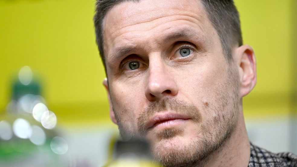 BVB-Sportdirektor Sebastian Kehl war ebenfalls von der Musiala-Verletzung geschockt. Foto: Bernd Thissen/dpa