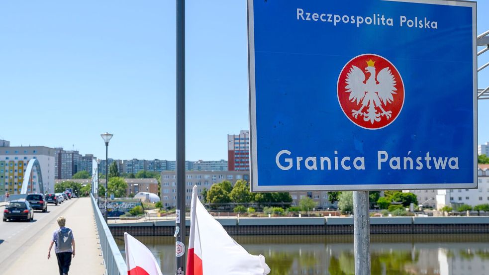 Ab Montag will Polen auch an diesem Grenzübergang Einreisende aus Deutschland kontrollieren. (Archivbild) Foto: Patrick Pleul/dpa