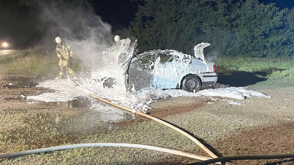 Das Feuer konnte schnell gelöscht werden. Fotos: Timo de Vries