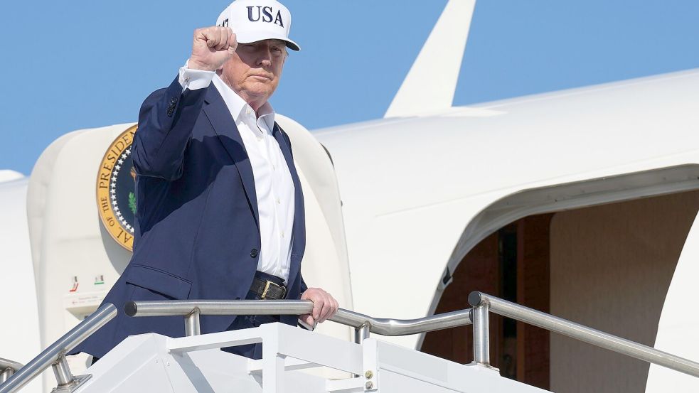 Trump findet die Idee einer neuen Musk-Partei „lächerlich“ Foto: Jacquelyn Martin/AP/dpa