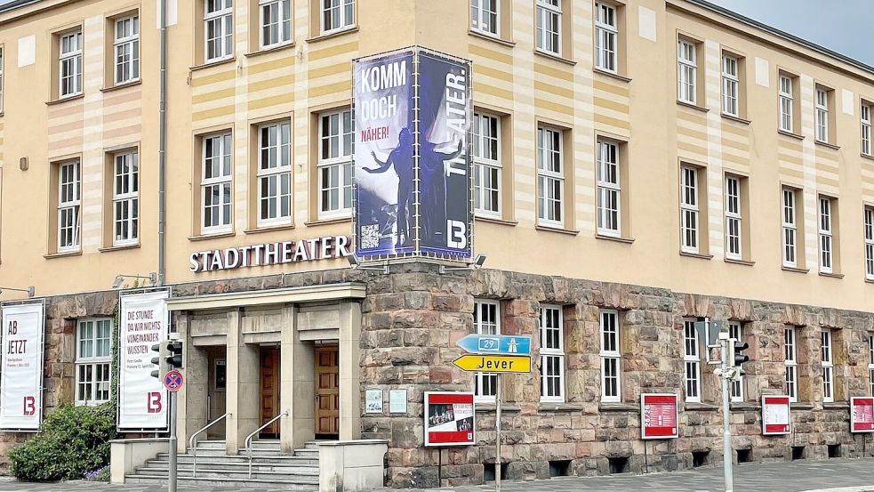 Das Stadttheater Wilhelmshaven ist der Stammsitz der Landesbühne. Hier probt das Ensemble und gibt einen Großteil der Vorstellungen. Foto: Landesbühne