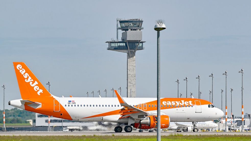 Am Berliner Flughafen treffen sich mehrere Direktfluggesellschaften. Foto: Patrick Pleul/dpa