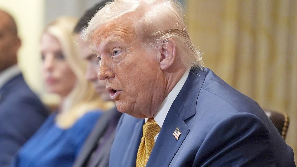 Trump kritisiert Putin. Foto: Evan Vucci/AP/dpa
