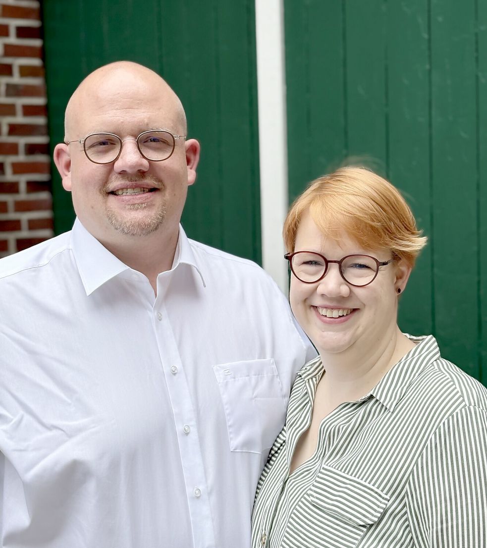 Für Jan Dreier und seine Frau Katharina ist der Umzug an die Raiffeisenstraße verbunden mit einer Änderung des Firmennamens: „Grube Bestattungen“ wird zu „Dreier Bestattungen“. Foto: privat