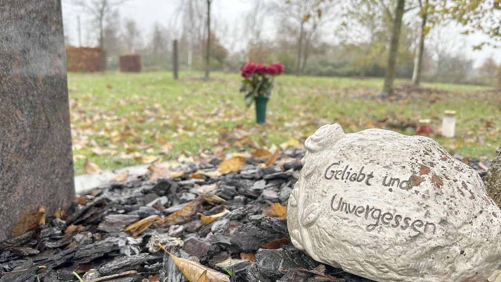 Geliebt und unvergessen: „Wir sind in schweren Zeiten für Menschen da und tun alles, was nötig ist – und auch noch etwas mehr", versprechen Jan und Katharina Dreier. Foto: Weiden