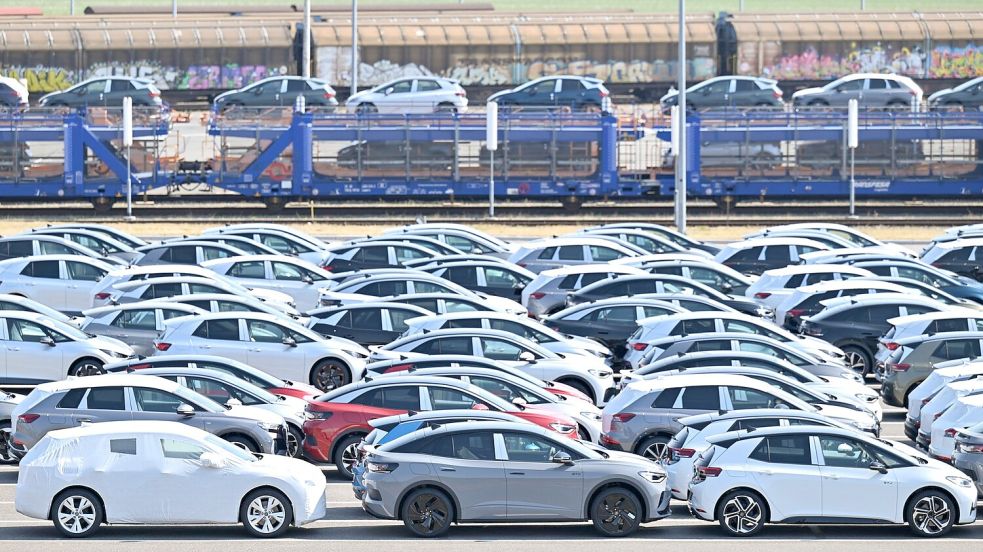 In Europa verkaufte der Konzern mit allen Marken fast drei Viertel mehr Batterieelektrofahrzeuge. (Archivbild) Foto: Hendrik Schmidt/dpa