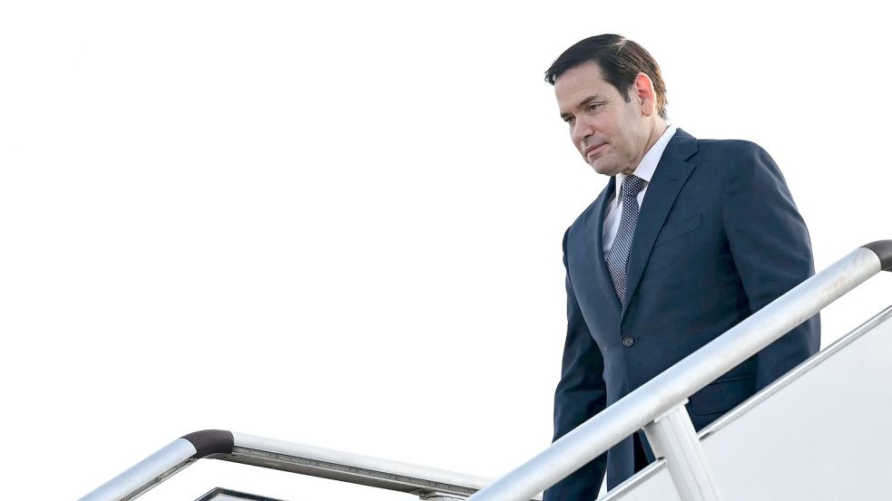 Rubio will sich heute in Malaysia mit seinem Kollegen Lawrow treffen. Foto: Mandel Ngan/AFP Pool via AP/dpa