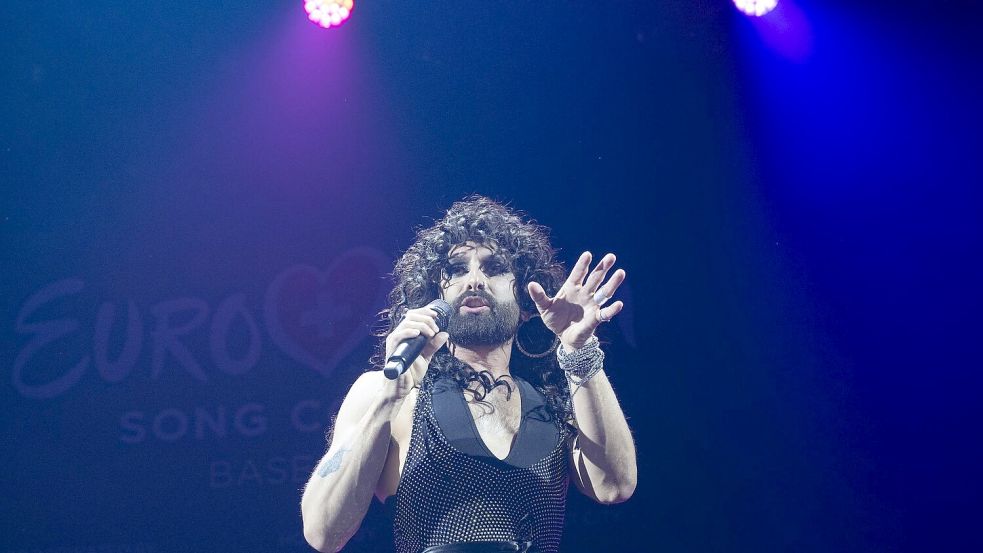 Conchita Wurst hat bald einen Gastauftritt im Berliner Musical „Romeo & Julia - Liebes ist alles“. (Archivbild) Foto: Peter Schneider/KEYSTONE/dpa