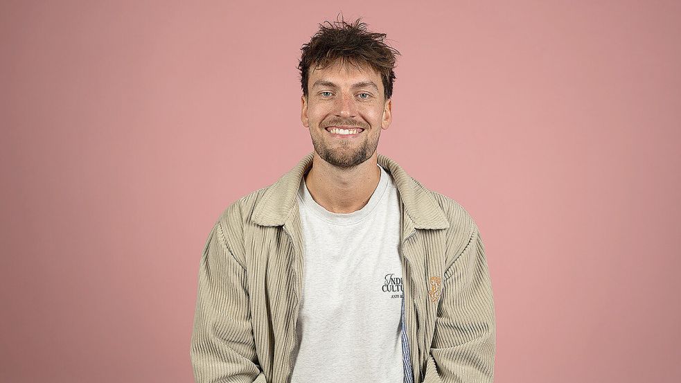 Der Auricher Lars Holzhüter moderiert die Morningshow bei N-Joy. Fotos: N-Joy