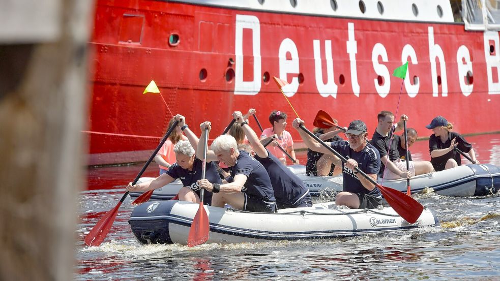 Mit den Schlauchboot-Rennen am Freitag werden die Wasserspiele auf dem Ratsdelft eröffnet. Foto: Ortgies