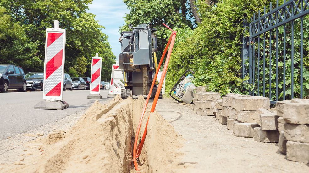 Das Verlegen der neuen Glasfaserleitungen verlief in Moormerland offenbar schneller als erwartet. Foto: Deutsche Glasfaser