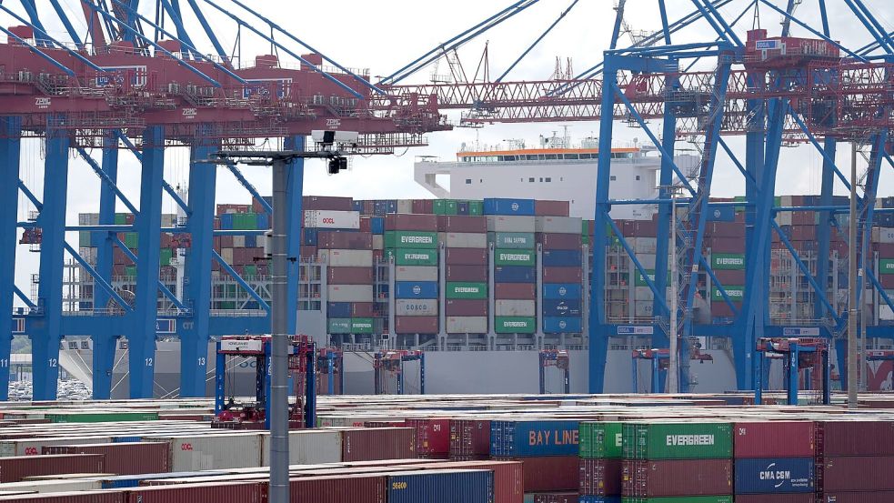 Deutsche Exporteure leiden unter dem Zollstreit mit den USA Foto: Marcus Brandt/dpa
