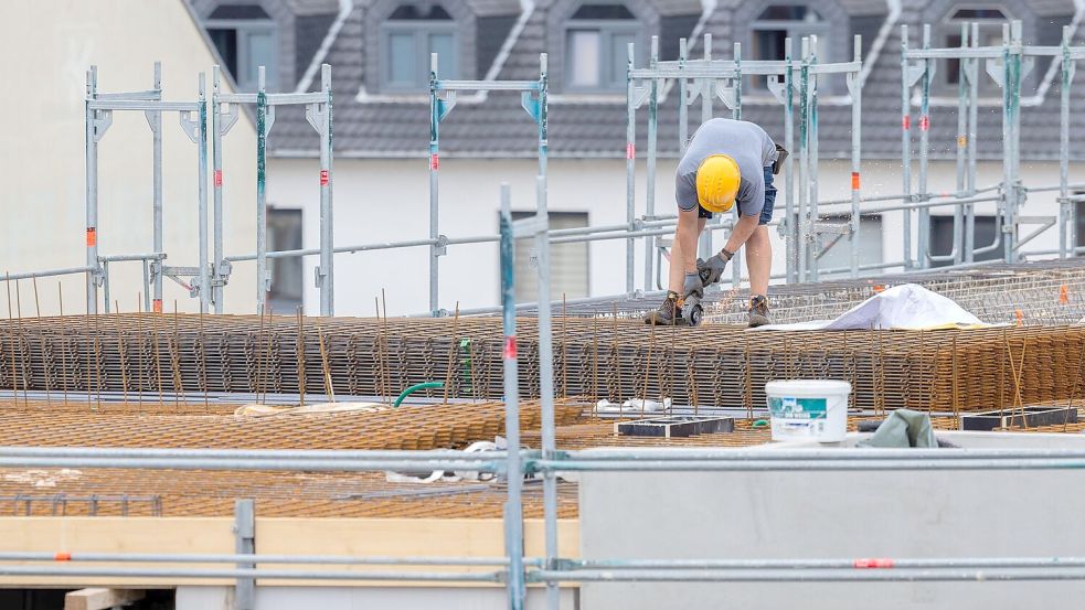 Bei vielen Unternehmen herrscht mehr Zuversicht - aber einige Wirtschaftsverbände finden die Stimmung besser als die Lage. (Archivbild) Foto: Rolf Vennenbernd/dpa