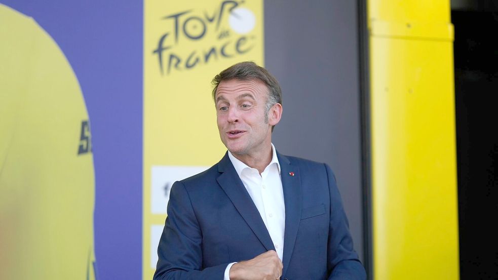 Sah das Spektakel in den Pyrenäen live: Präsident Macron. Foto: Mosa’ab Elshamy/AP/dpa