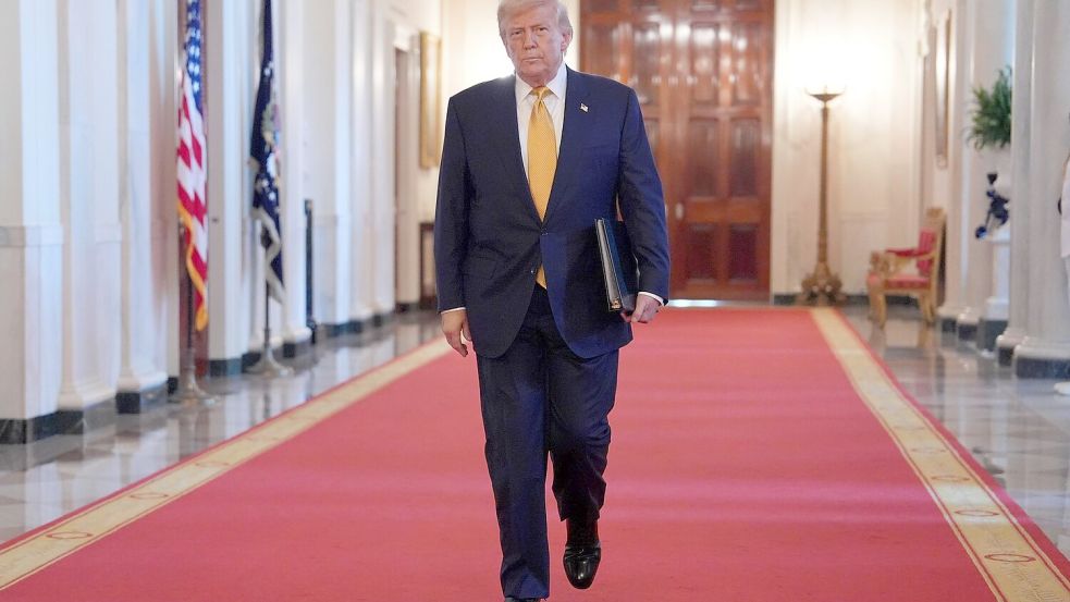Trump springt Bolsonaro zur Seite. Foto: Evan Vucci/AP/dpa