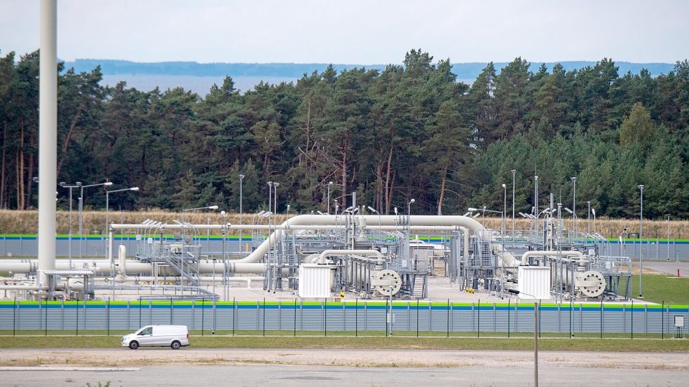 Neue Sanktionen sollen dafür sorgen, dass niemand mehr auf ein Comeback des Nord-Stream-Projekts setzt. (Archivbild) Foto: Stefan Sauer/dpa