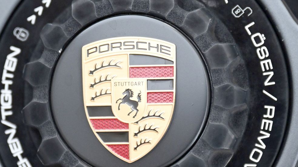 Porsche verschärft Sparkurs. (Foto aktuell) Foto: Bernd Weißbrod/dpa