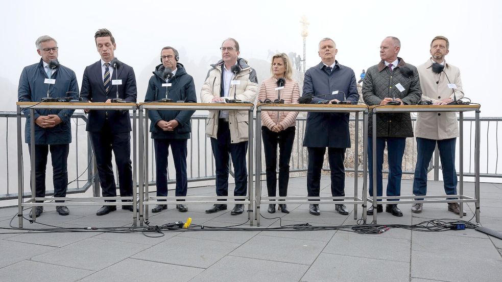 Bundesinnenminister Alexander Dobrindt (CSU) und mehrere Amtskollegen sind sich einig mit ihrem Ruf nach einer härteren Migrationspolitik. Foto: Sven Hoppe/dpa
