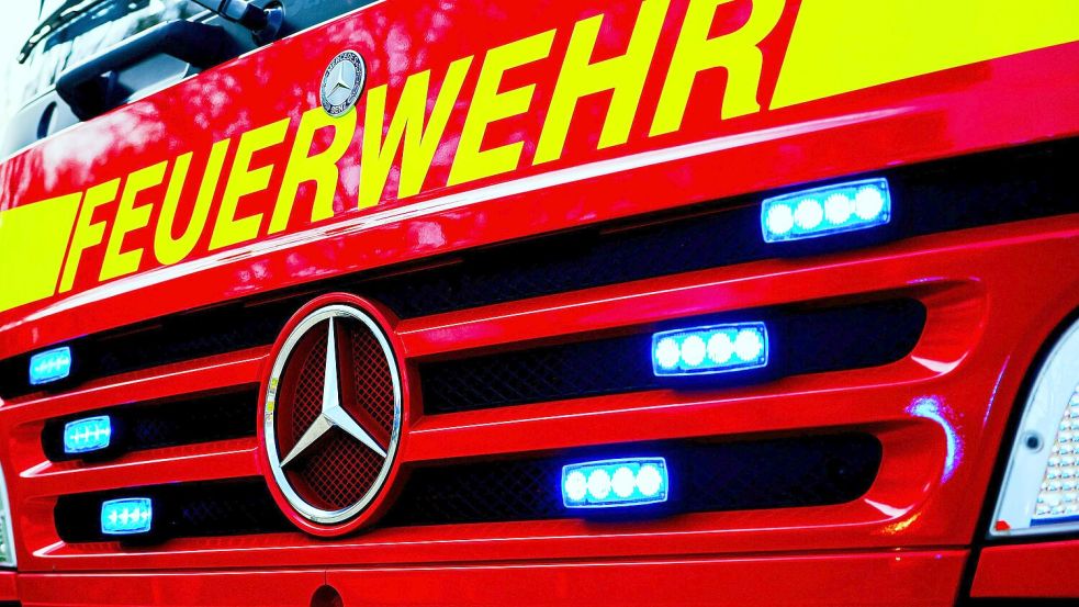 Dramatische Szenen haben sich am Samstagmorgen bei einem Wohnungsbrand in Bremen abgespielt. Foto: IMAGO/Eibner