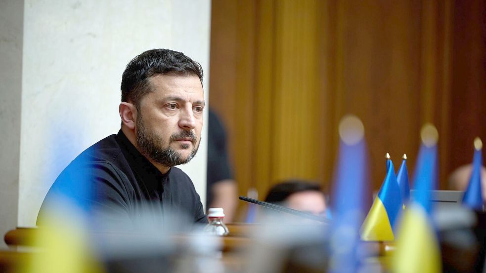 Selenskyj plädiert für neue Verhandlungen auf Führungsebene. (Archivbild) Foto: Vadym Sarakhan/AP/dpa