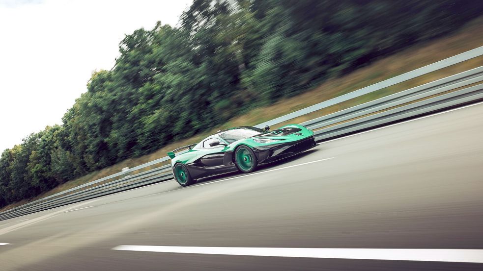 Eine Reihe neuer Rekorde hat der Rimac Nevera R auf dem ATP-Prüfgelände in Papenburg aufgestellt. Foto: Rimac