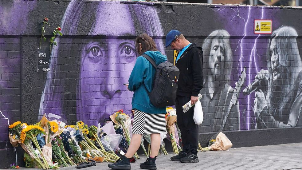 Die „Sabbath Wall“ in Birmingham war erst kurz vor dem letzten Konzert enthüllt worden. Foto: Jacob King/PA Wire/dpa