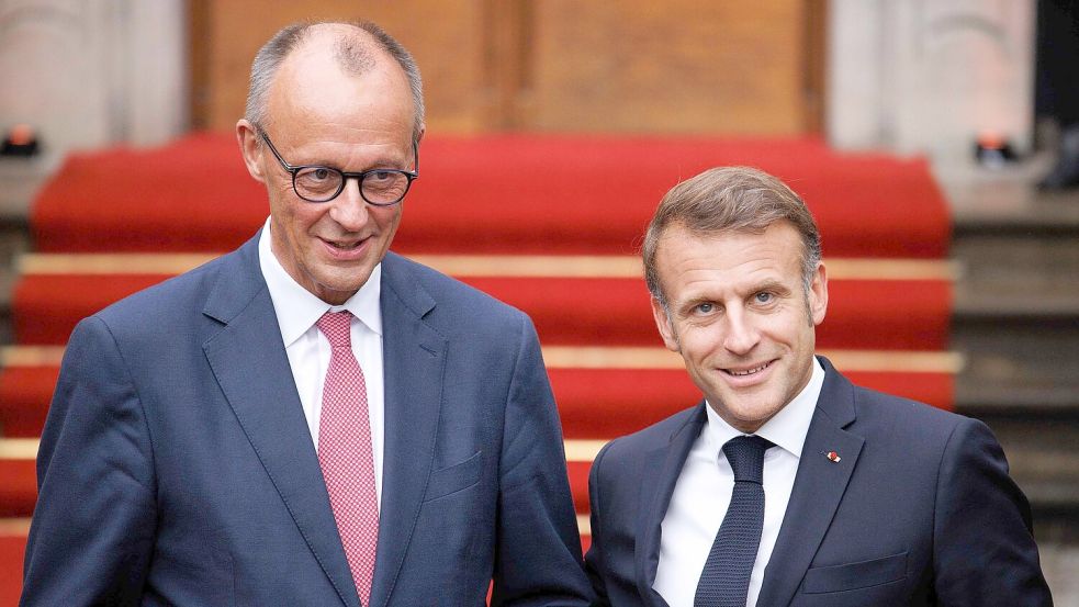 Mehr als drei Stunden sprachen Merz und Macron in der Berliner Villa Borsig miteinander. Foto: Carsten Koall/dpa