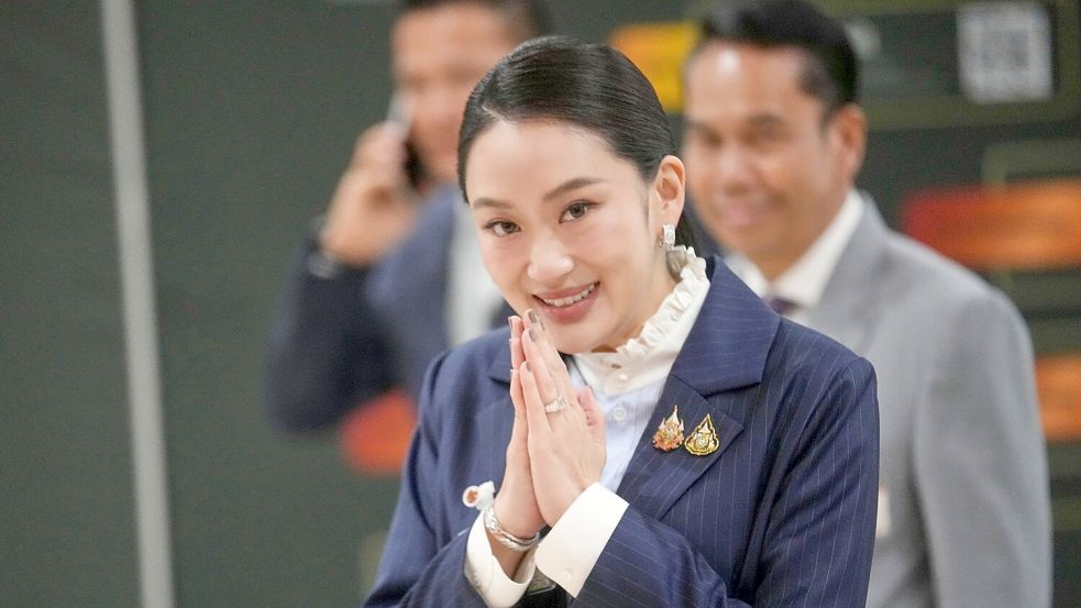 Paetongtarn Shinawatra war im Rahmen des Konflikts vom Amt suspendiert worden. (Archivbild) Foto: Sakchai Lalit/AP/dpa