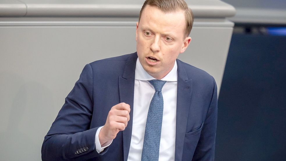 Der SPD-Außenpolitiker Ahmetovic nimmt in der Debatte über eine Anerkennung Palästinas eine andere Position ein als die Bundesregierung. Foto: Michael Kappeler/dpa