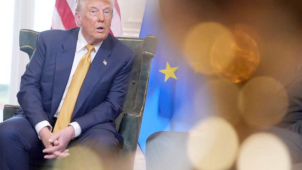 Trump sei ein „harter, aber fairer Verhandler“, sagte von der Leyen. Foto: Jacquelyn Martin/AP/dpa