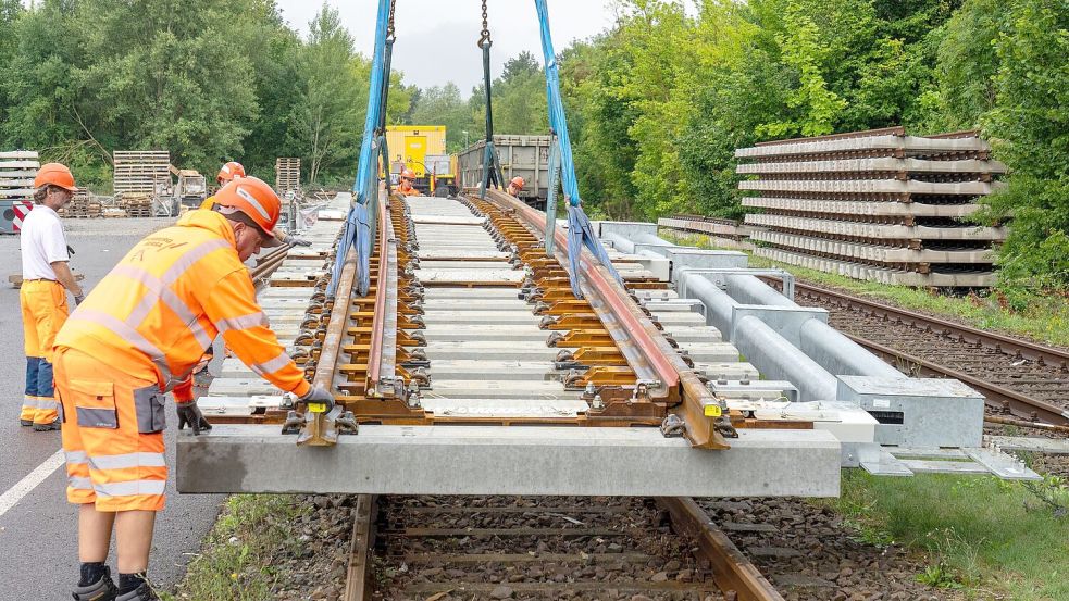 Warten auf den Ruck: Investitionen in die Infrastruktur verzögern sich. (Symbolbild) Foto: Soeren Stache/dpa