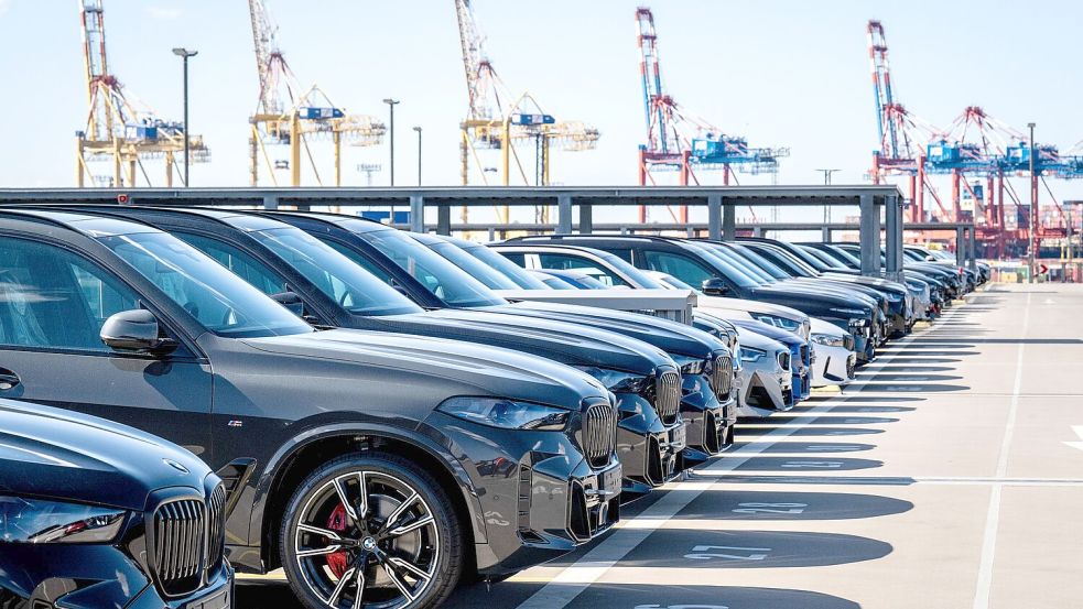 Hinter den deutschen Premium-Autobauern liegen harte Monate - auch wegen der US-Zölle. (Symbolbild) Foto: Sina Schuldt/dpa