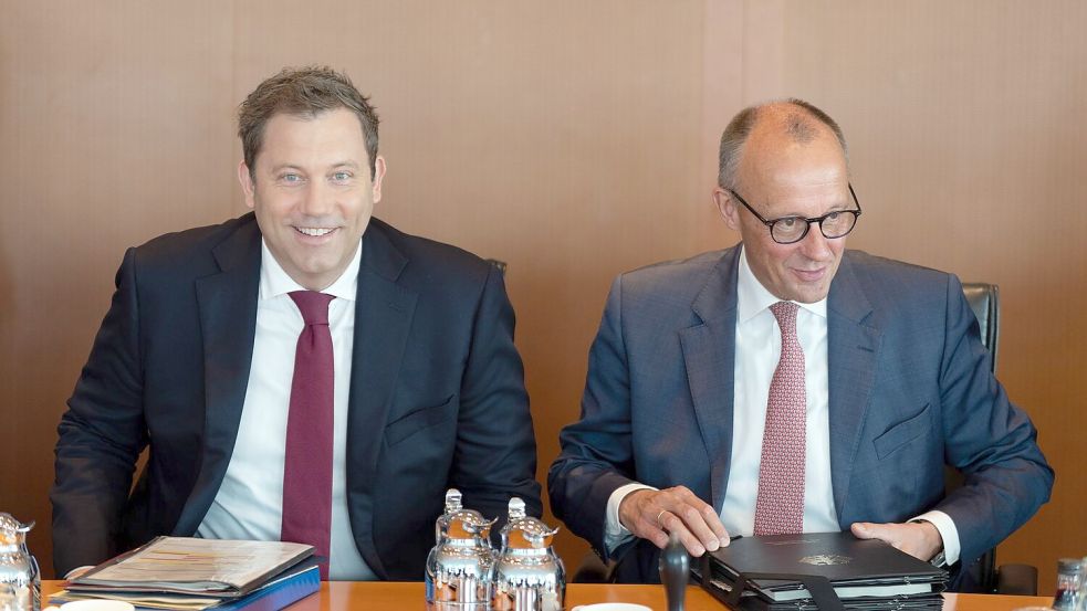 „Jede und jeder in der Regierung wird sparen müssen“, sagt Finanzminister Klingbeil. Foto: Soeren Stache/dpa
