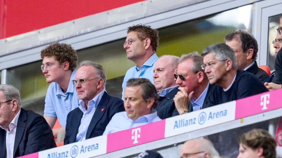 In der Bundesliga sind die meisten Spitzenjobs an Männer vergeben. Foto: Tom Weller/dpa